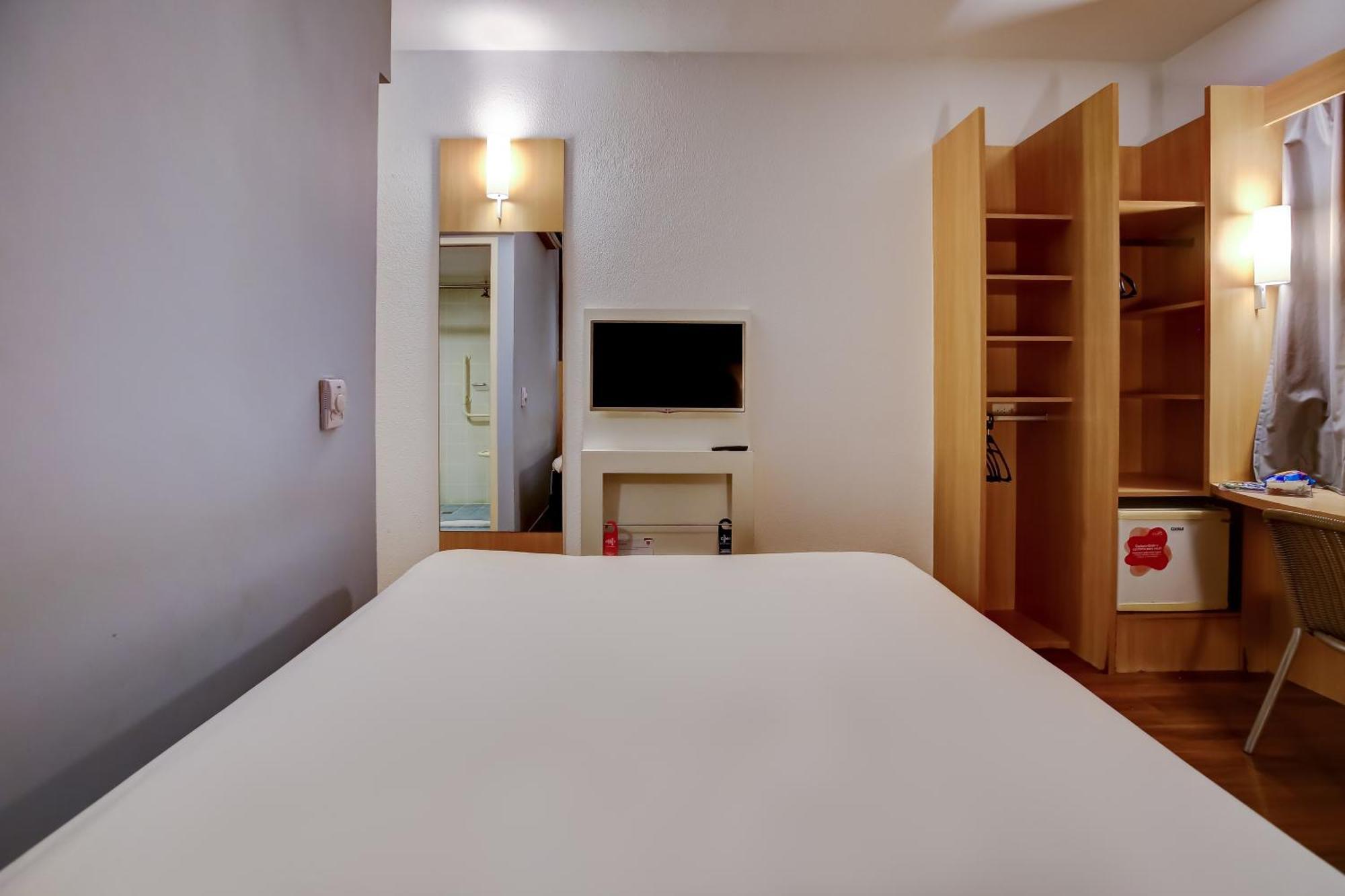 Ibis Vitoria Praia Do Canto Extérieur photo